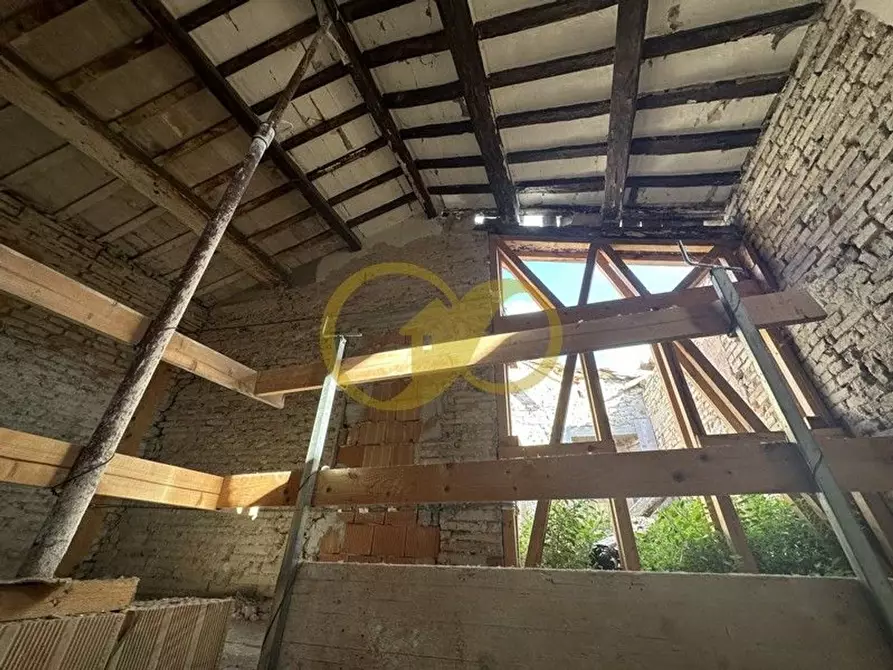 Immagine 7 di Casa indipendente in vendita  in Salnitrari 14 a Tolentino