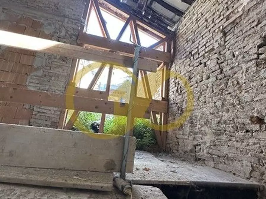 Immagine 9 di Casa indipendente in vendita  in Salnitrari 14 a Tolentino