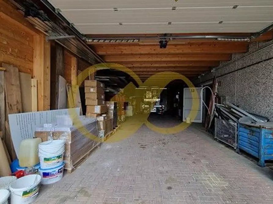 Immagine 13 di Capannone industriale in vendita  in Piceno a Montecosaro