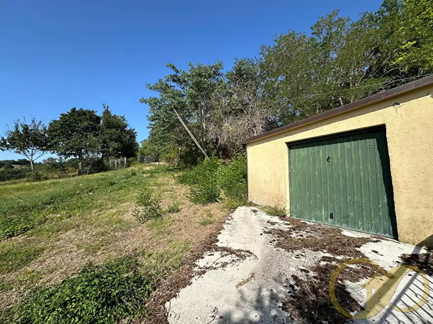 Immagine 7 di Casa indipendente in vendita  in COLLINA a Castelraimondo