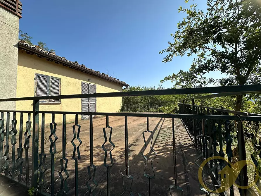 Immagine 8 di Casa indipendente in vendita  in COLLINA a Castelraimondo