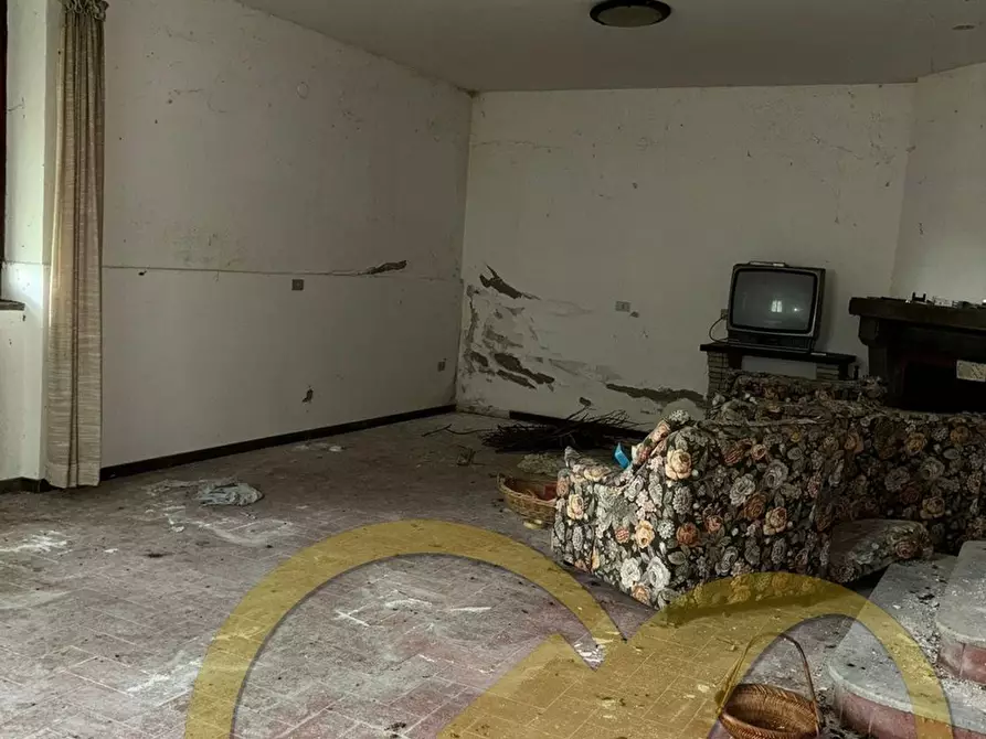 Immagine 25 di Casa indipendente in vendita  in COLLINA a Castelraimondo