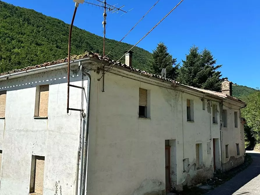 Immagine 1 di Casa indipendente in vendita  in Sasso marozzo a Belforte Del Chienti