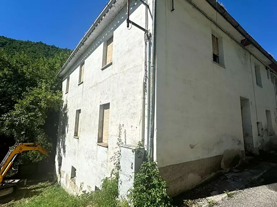 Immagine 8 di Casa indipendente in vendita  in Sasso marozzo a Belforte Del Chienti