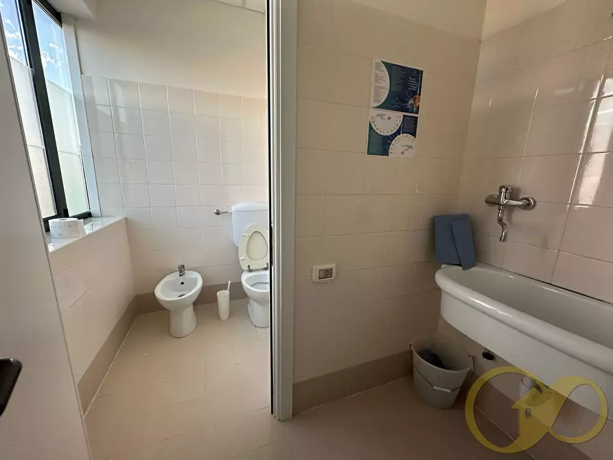 Immagine 13 di Capannone industriale in vendita  in Vincenzo Breda a Civitanova Marche