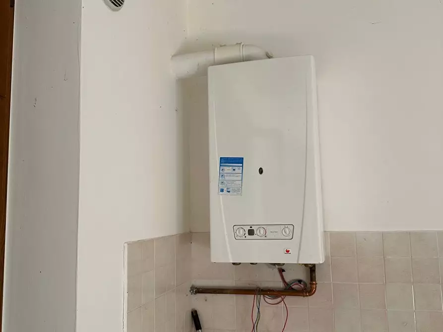 Immagine 14 di Casa semindipendente in vendita  in Brilli a Sarnano