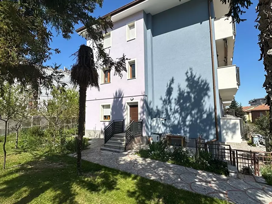 Immagine 4 di Appartamento in vendita  in Fratelli Cervi 6 a Tolentino