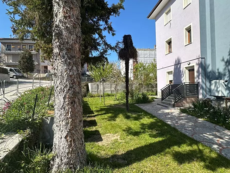 Immagine 5 di Appartamento in vendita  in Fratelli Cervi 6 a Tolentino