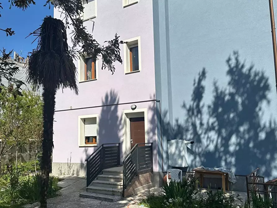 Immagine 7 di Appartamento in vendita  in Fratelli Cervi 6 a Tolentino