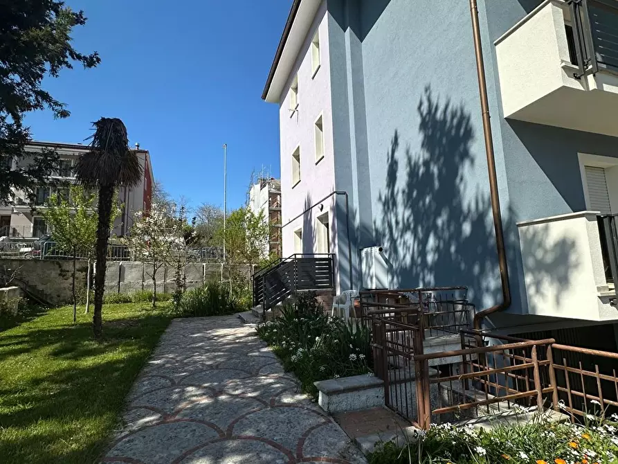 Immagine 8 di Appartamento in vendita  in Fratelli Cervi 6 a Tolentino