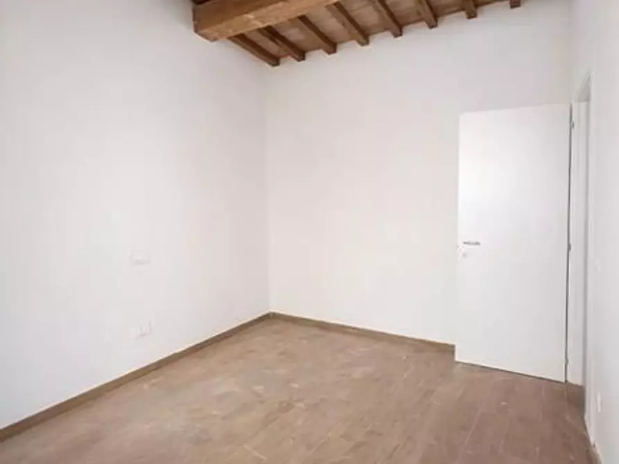 Immagine 2 di Appartamento in vendita  in Ozeri a Tolentino