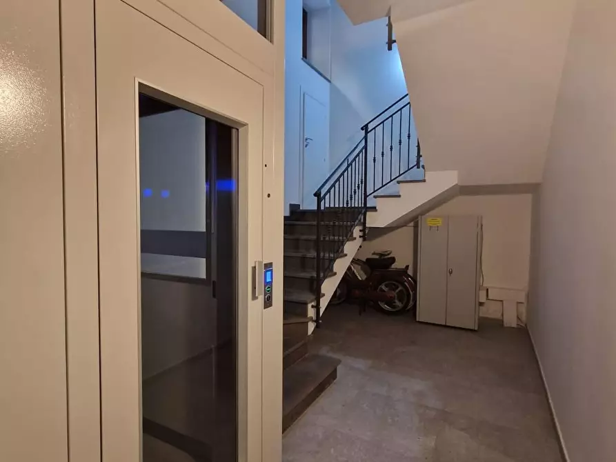 Immagine 8 di Appartamento in vendita  in Ozeri a Tolentino