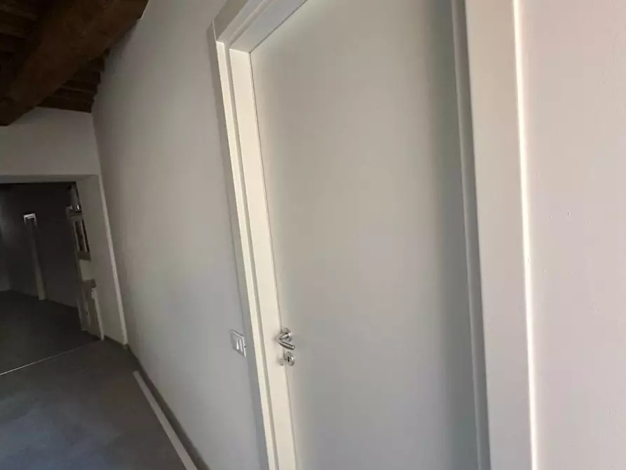 Immagine 15 di Appartamento in vendita  in Ozeri a Tolentino