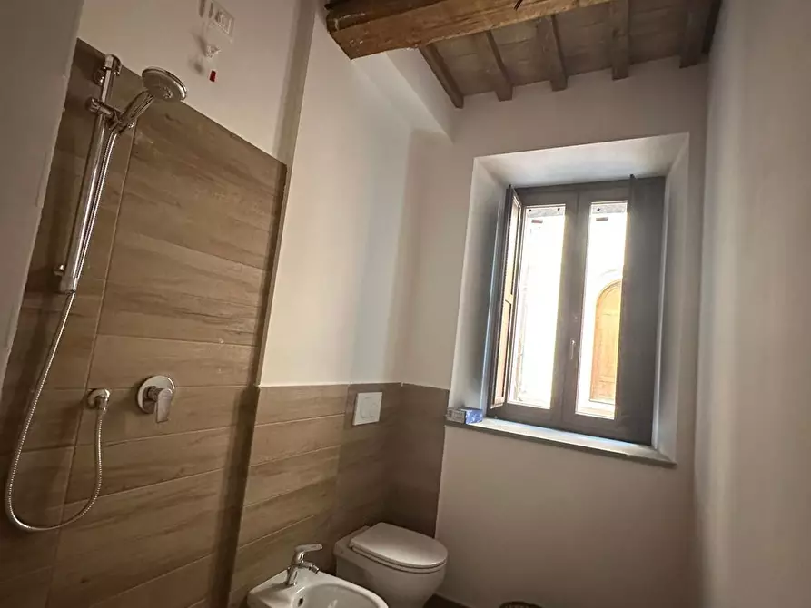 Immagine 20 di Appartamento in vendita  in Ozeri a Tolentino