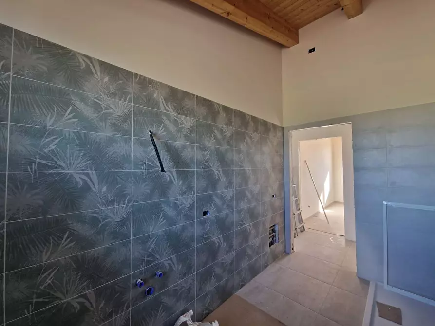 Immagine 13 di Casa semindipendente in vendita  in Collina 14 a Tolentino