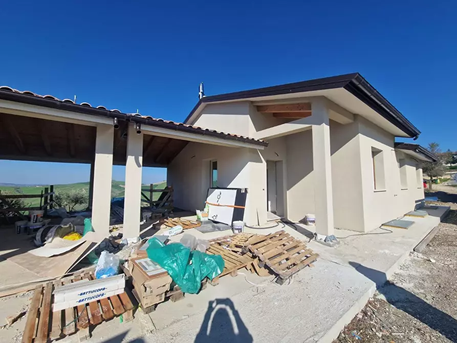 Immagine 17 di Casa semindipendente in vendita  in Collina 14 a Tolentino