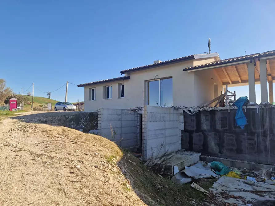 Immagine 20 di Casa semindipendente in vendita  in Collina 14 a Tolentino