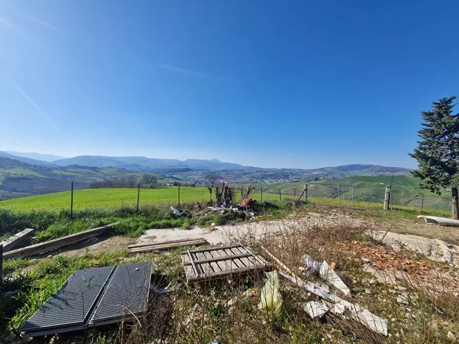 Immagine 21 di Casa semindipendente in vendita  in Collina 14 a Tolentino