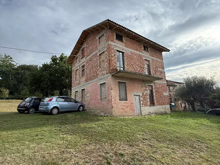 Immagine 3 di Casa semindipendente in vendita  in Ributino 17 a Tolentino