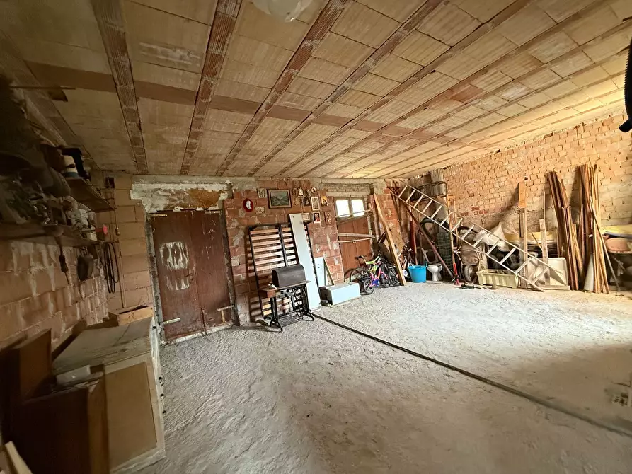 Immagine 27 di Casa semindipendente in vendita  in Ributino 17 a Tolentino