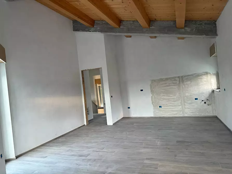 Immagine 11 di Villa in vendita  in San Giorgio a Belforte Del Chienti