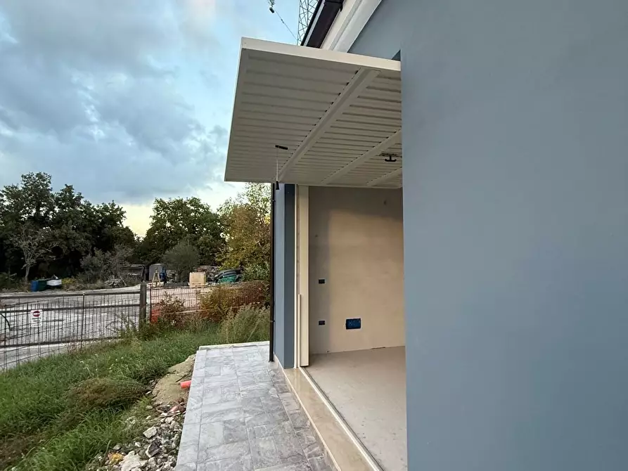 Immagine 21 di Villa in vendita  in San Giorgio a Belforte Del Chienti