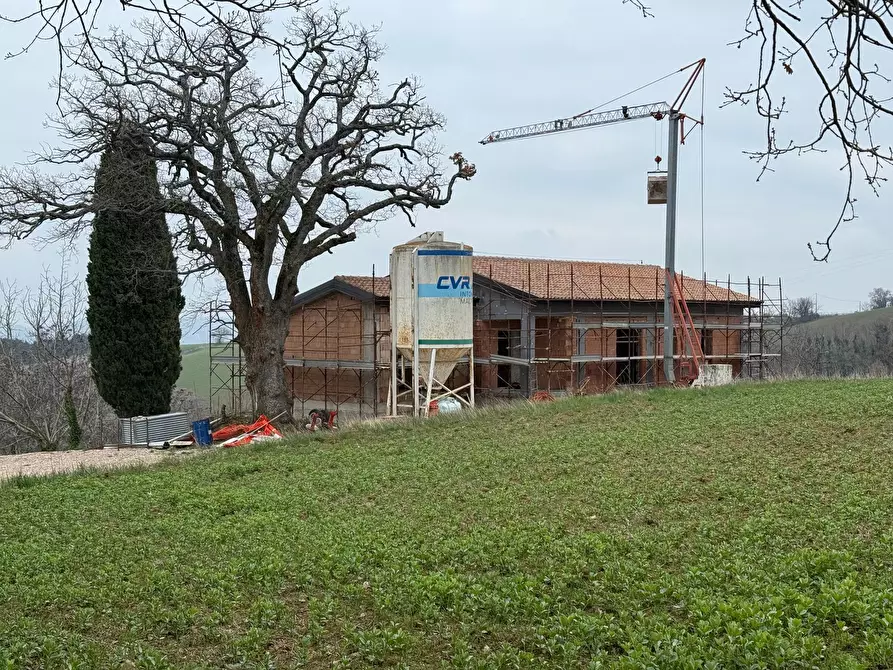 Immagine 1 di Villa in vendita  in Colli 44 a Belforte Del Chienti