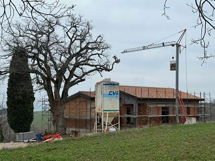 Immagine 2 di Villa in vendita  in Colli 44 a Belforte Del Chienti