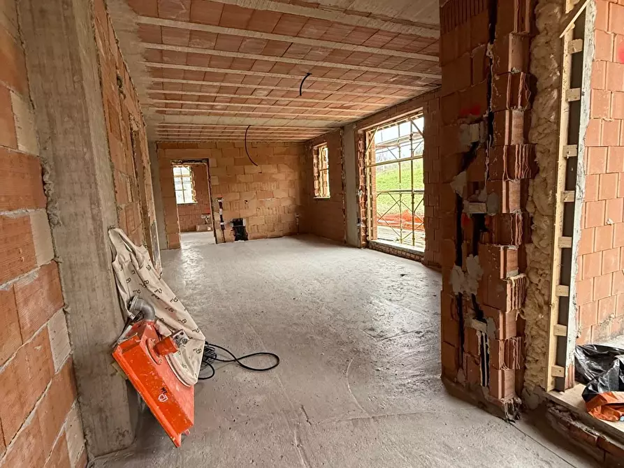 Immagine 13 di Villa in vendita  in Colli 44 a Belforte Del Chienti