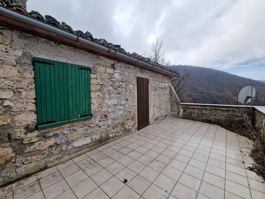 Immagine 8 di Casa indipendente in vendita  in Podalla a Acquacanina