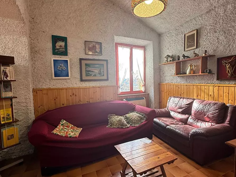 Immagine 22 di Casa indipendente in vendita  in Podalla a Acquacanina