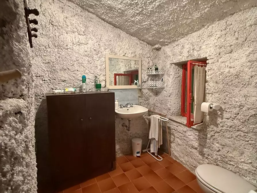 Immagine 29 di Casa indipendente in vendita  in Podalla a Acquacanina