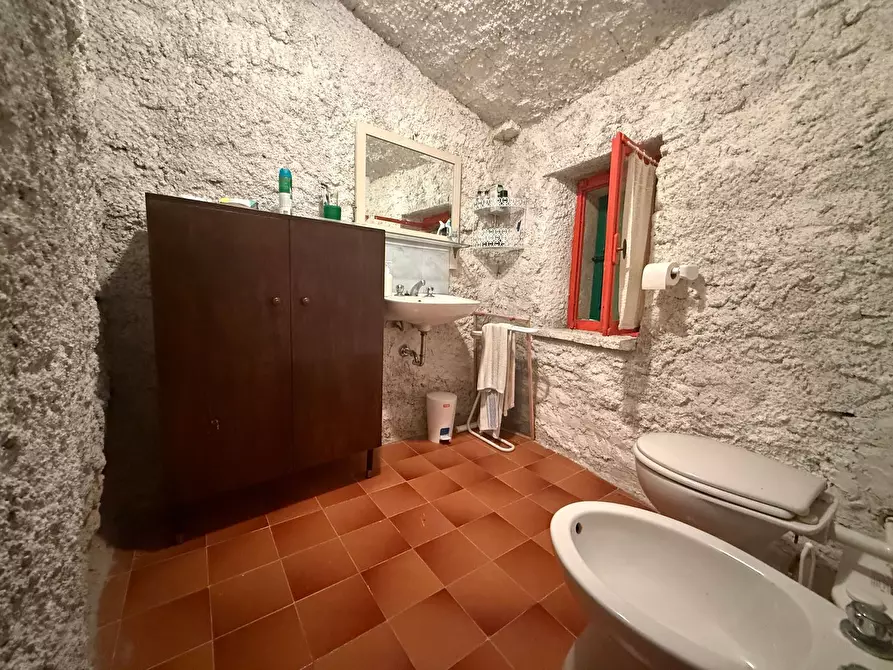 Immagine 30 di Casa indipendente in vendita  in Podalla a Acquacanina