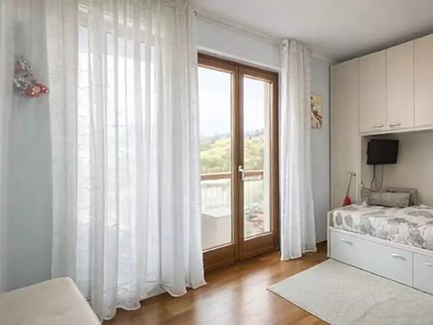 Immagine 10 di Appartamento in vendita  in Rovereto a Tolentino