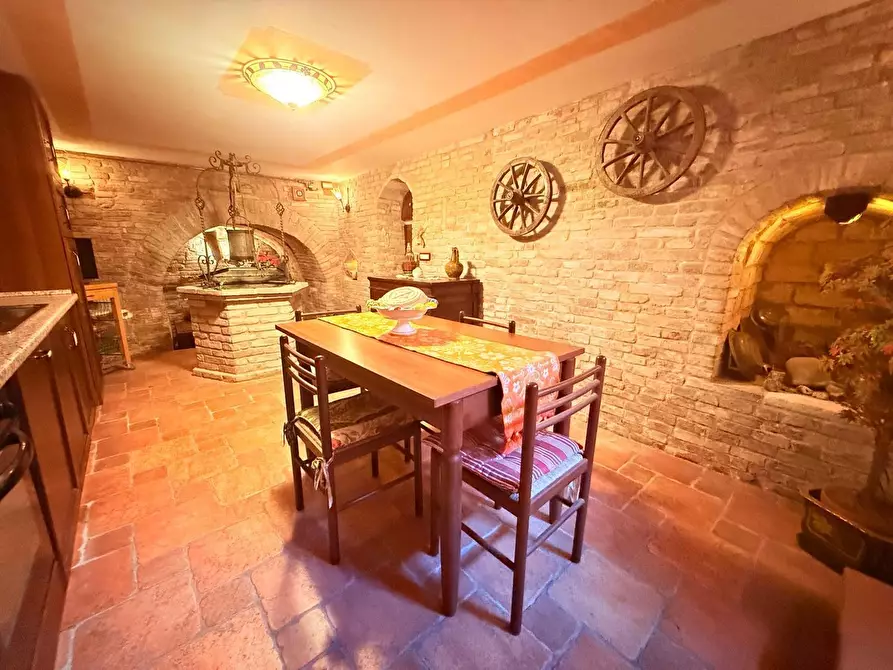 Immagine 20 di Casa indipendente in vendita  in Santa Croce a Macerata