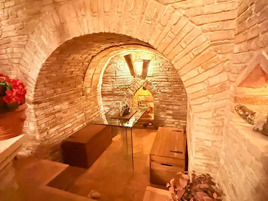 Immagine 25 di Casa indipendente in vendita  in Santa Croce a Macerata