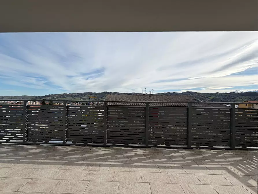 Immagine 11 di Appartamento in vendita  in Adino Barcarelli 6 a Tolentino