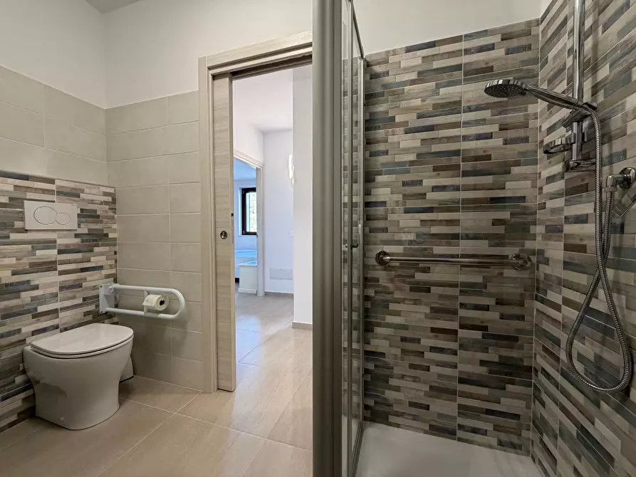 Immagine 21 di Appartamento in vendita  in Adino Barcarelli 6 a Tolentino