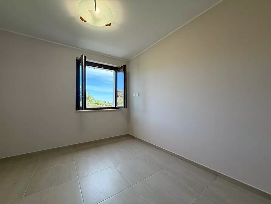 Immagine 27 di Appartamento in vendita  in Adino Barcarelli 6 a Tolentino