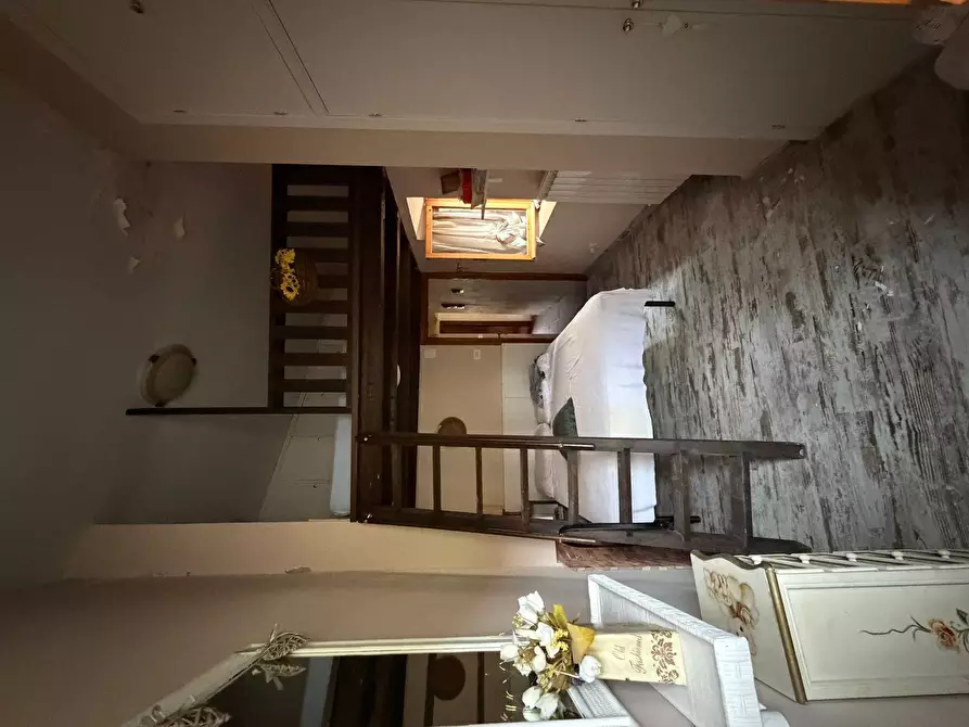 Immagine 4 di Casa indipendente in vendita  in Piè di Vescia 8 a Acquacanina