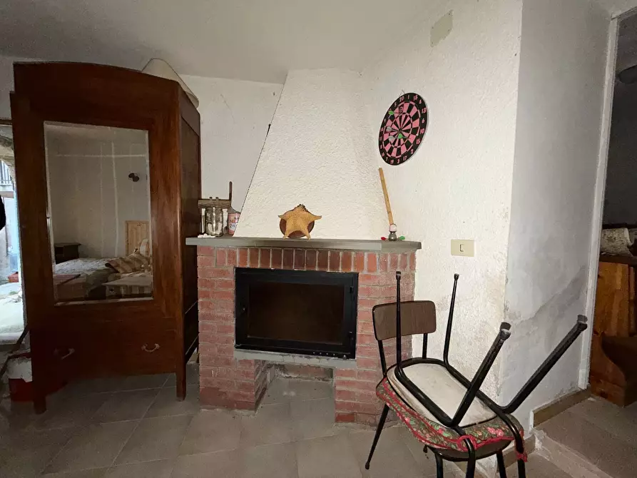 Immagine 17 di Casa indipendente in vendita  in Piè di Vescia 8 a Acquacanina