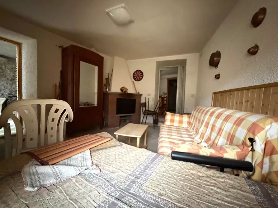 Immagine 18 di Casa indipendente in vendita  in Piè di Vescia 8 a Acquacanina