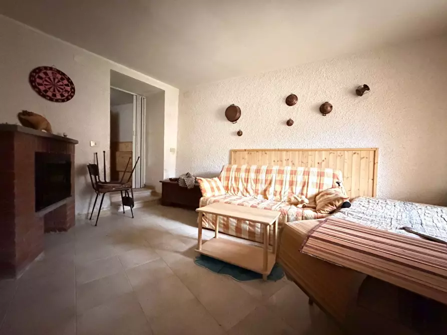 Immagine 19 di Casa indipendente in vendita  in Piè di Vescia 8 a Acquacanina