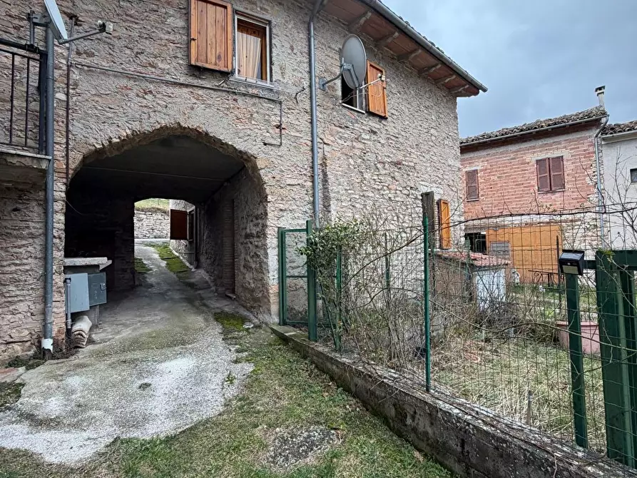 Immagine 20 di Casa indipendente in vendita  in Piè di Vescia 8 a Acquacanina