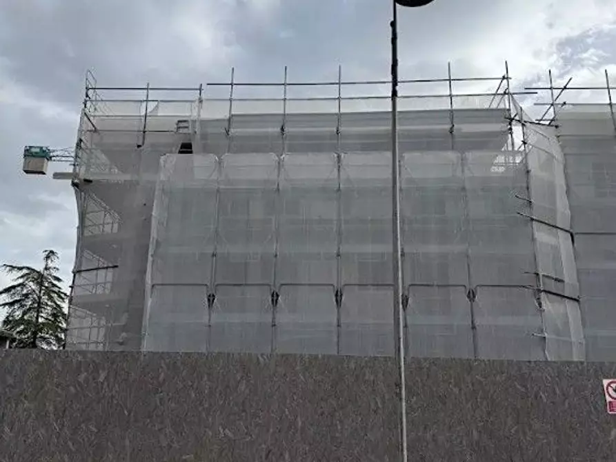 Immagine 3 di Appartamento in vendita  in Labastide Murat a Tolentino