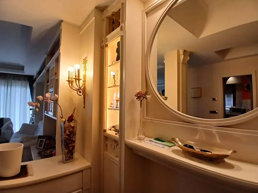 Immagine 2 di Appartamento in vendita  in Corso Umberto I° a Civitanova Marche