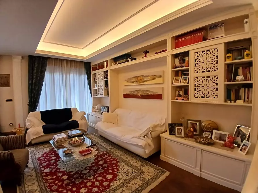 Immagine 12 di Appartamento in vendita  in Corso Umberto I° a Civitanova Marche