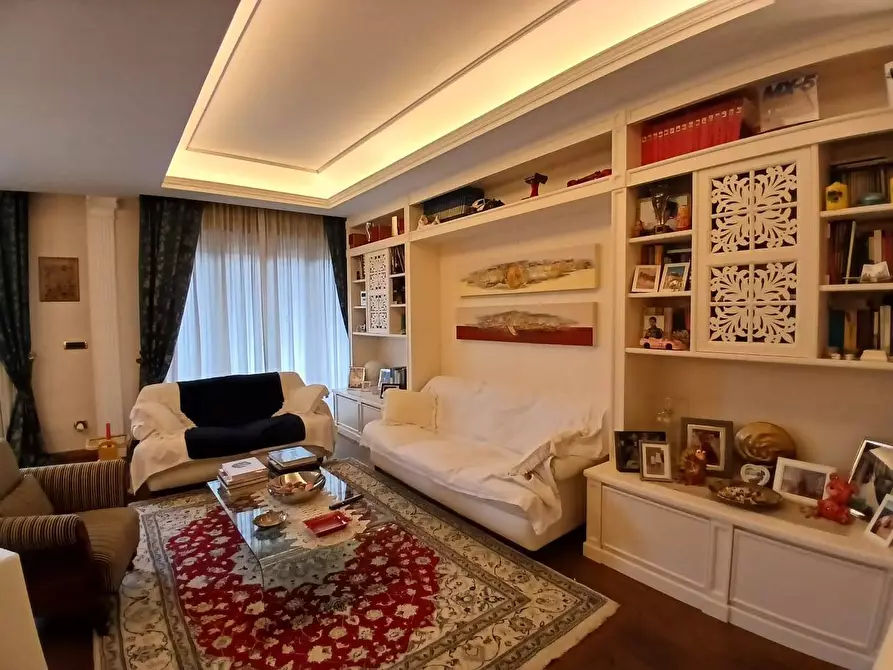 Immagine 10 di Appartamento in vendita  in Corso Umberto I° a Civitanova Marche