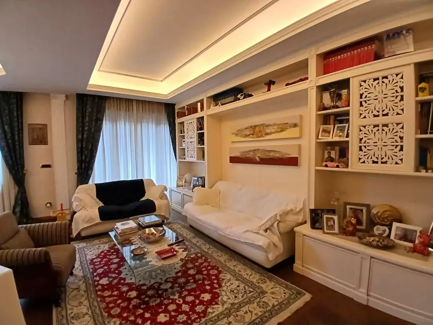 Immagine 7 di Appartamento in vendita  in Corso Umberto I° a Civitanova Marche