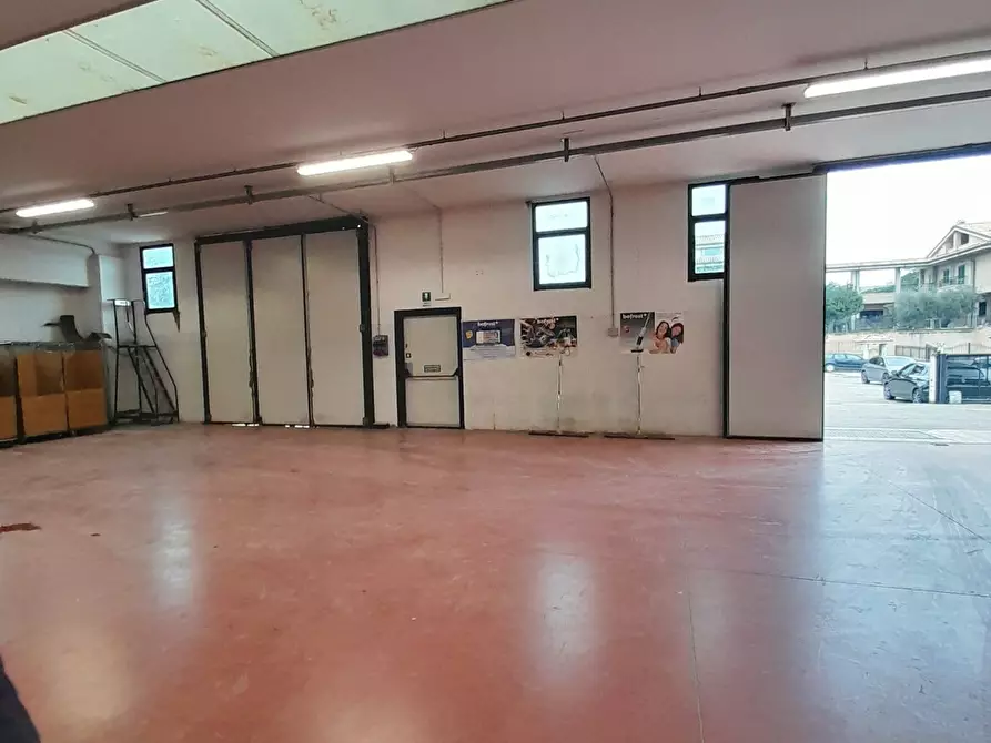 Immagine 2 di Capannone industriale in affitto  in via Adige a Fermo